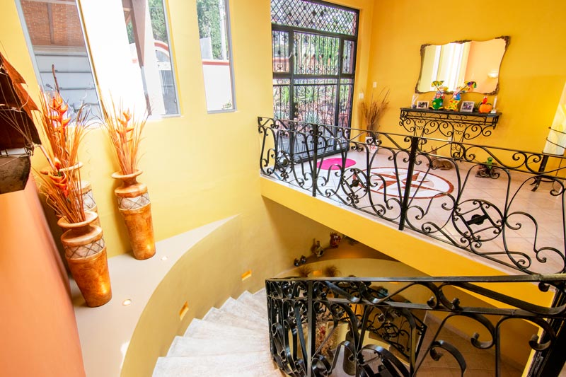 Nabe House for Sale Vista del Lago