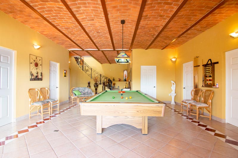 Nabe House for Sale Vista del Lago