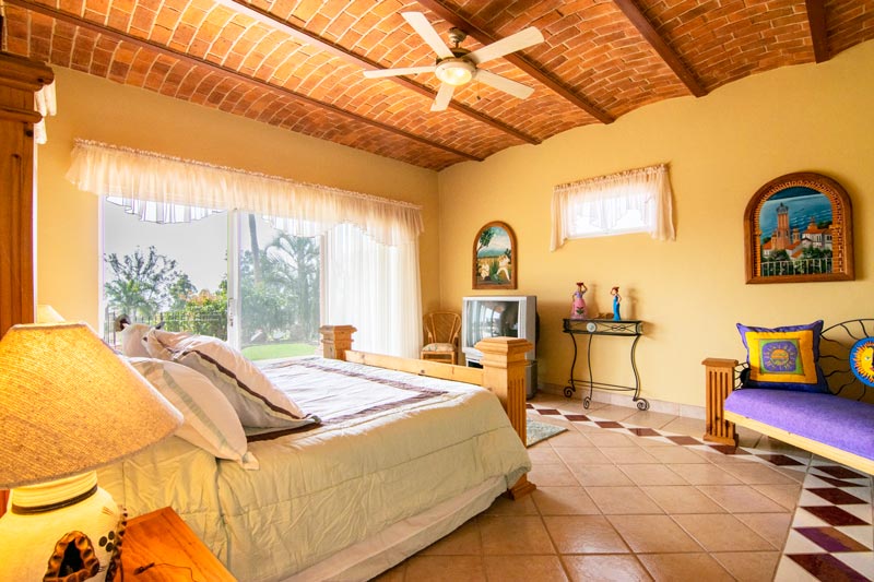 Nabe House for Sale Vista del Lago