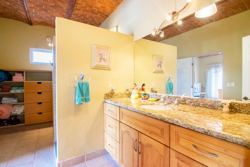 Nabe House for Sale Vista del Lago
