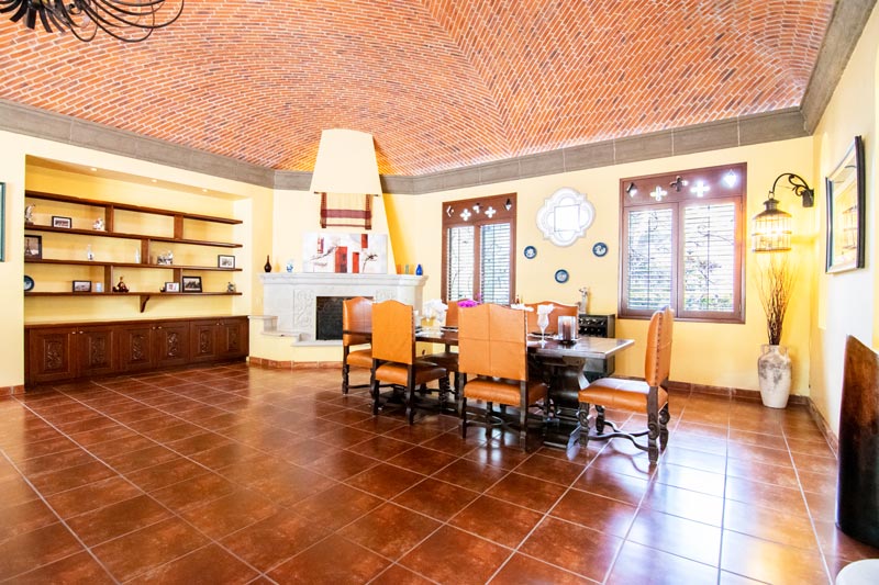 Home for Sale in La Floresta