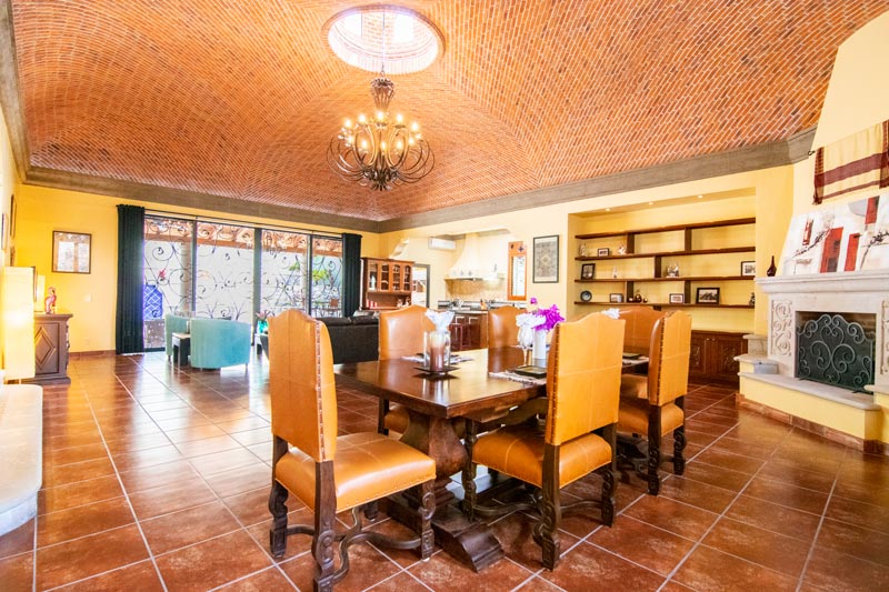 Home for Sale in La Floresta