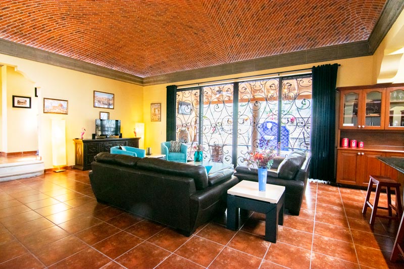 Home for Sale in La Floresta