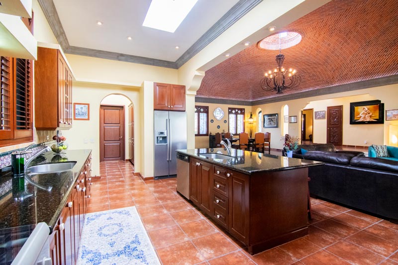 Home for Sale in La Floresta