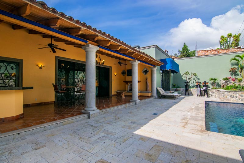 Home for Sale in La Floresta