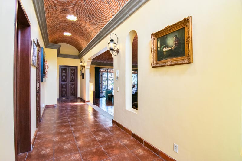 Home for Sale in La Floresta