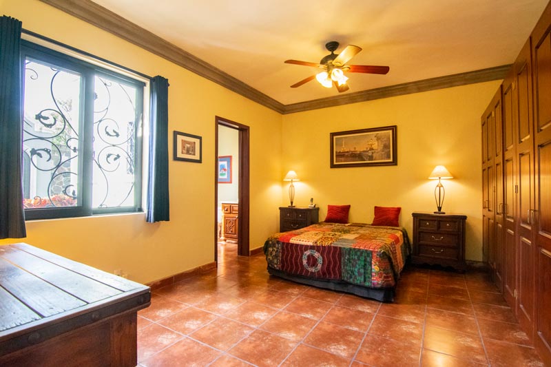 Home for Sale in La Floresta