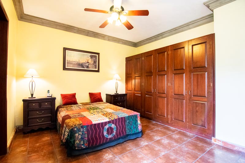 Home for Sale in La Floresta