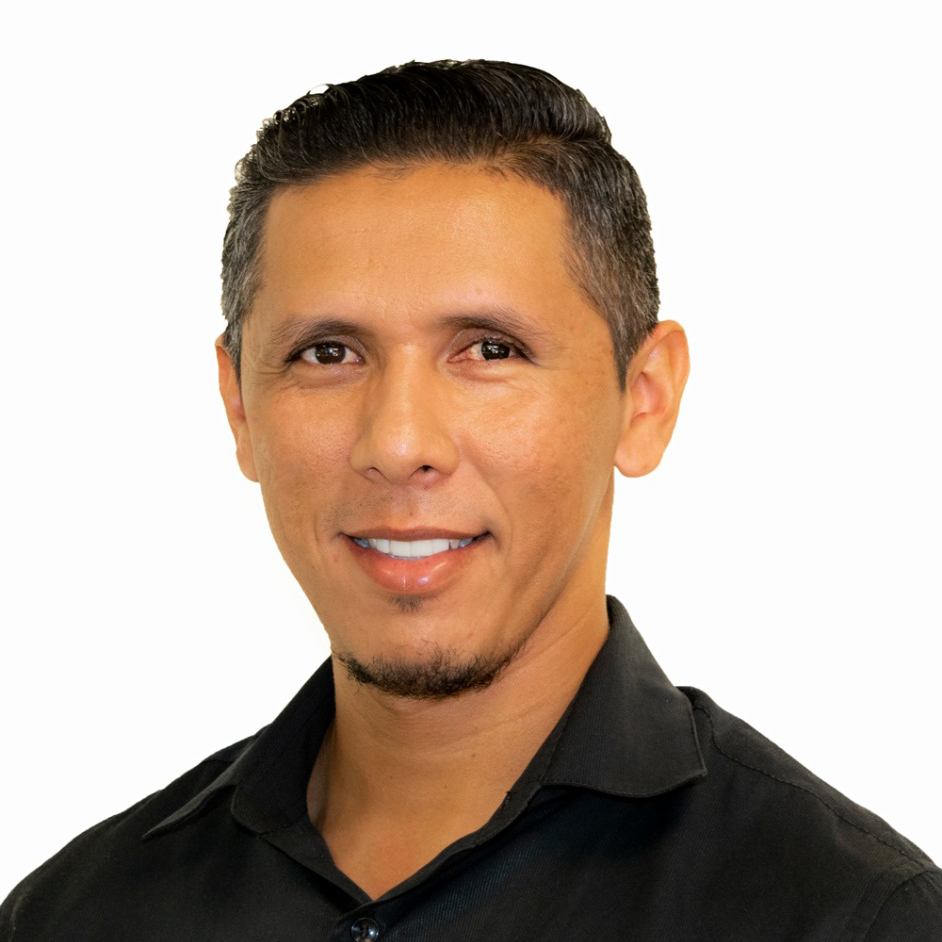 Moy Aguilar
