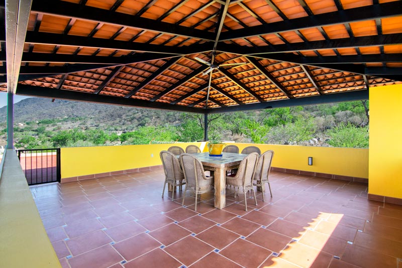 HOUSE FOR SALE IN SAN JUAN COSALA