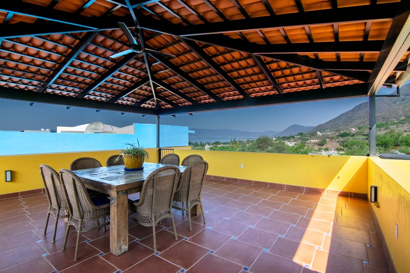HOUSE FOR SALE IN SAN JUAN COSALA