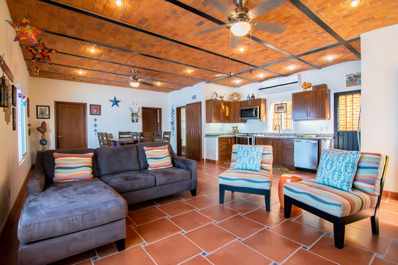 HOUSE FOR SALE IN SAN JUAN COSALA
