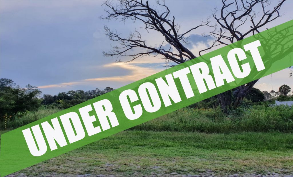 Lot For Sale in Vista del Lago