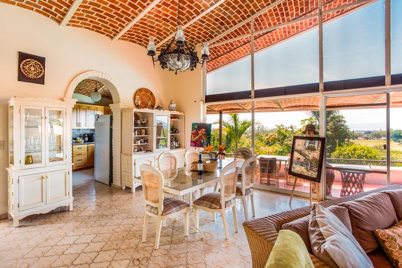 Home for sale in Vista del Lago