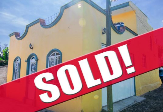 Home for sale in San Luis Soyatlan