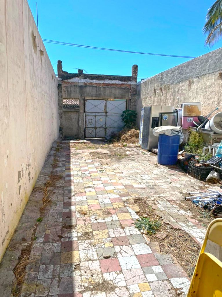 Lot For Sale-Chapala-Carrera Lot