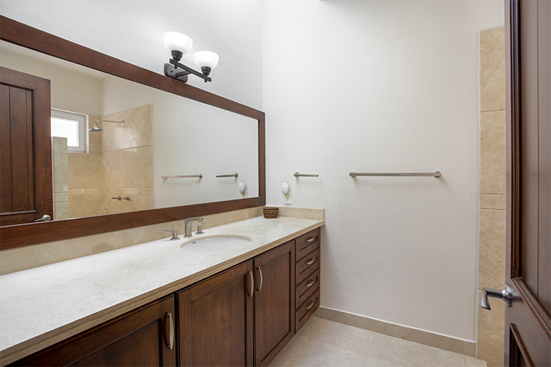 Home For Sale- Casa Laguna Vista Deluxe- San Juan Cosala