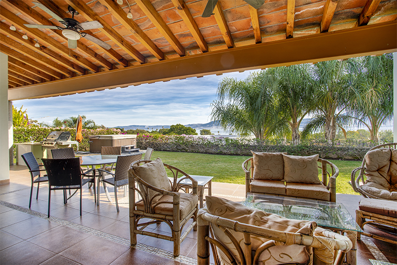 Home For Sale- Casa Laguna Vista Deluxe- San Juan Cosala