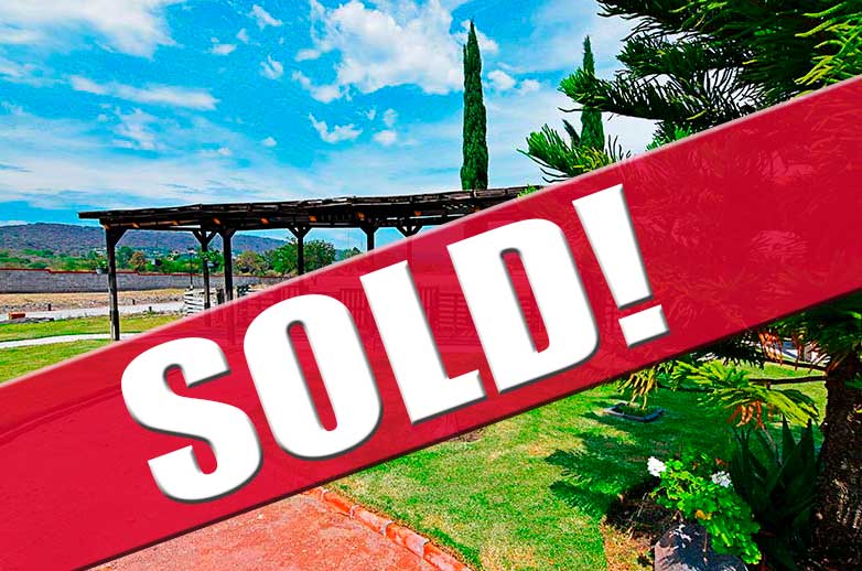 Lot for sale in San Nicolas Country