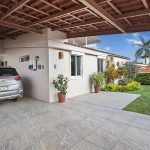 Home For Sale in Vista del Lago