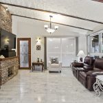 Home For Sale in Vista del Lago