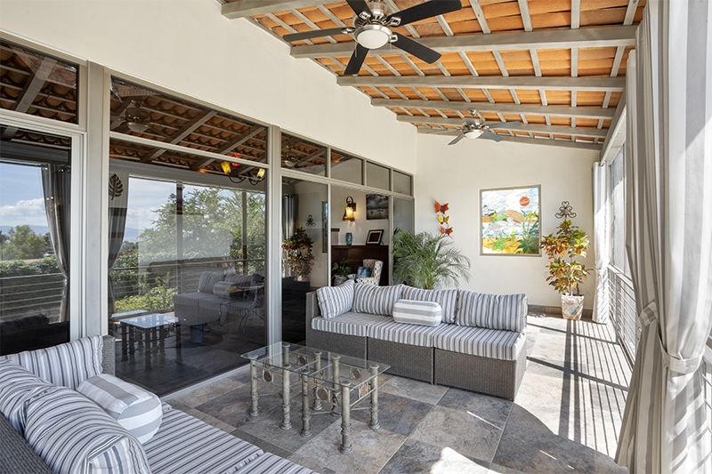 Home For Sale in Upper Ajijc