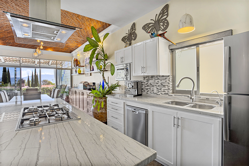 Home For Sale in Upper Ajijc