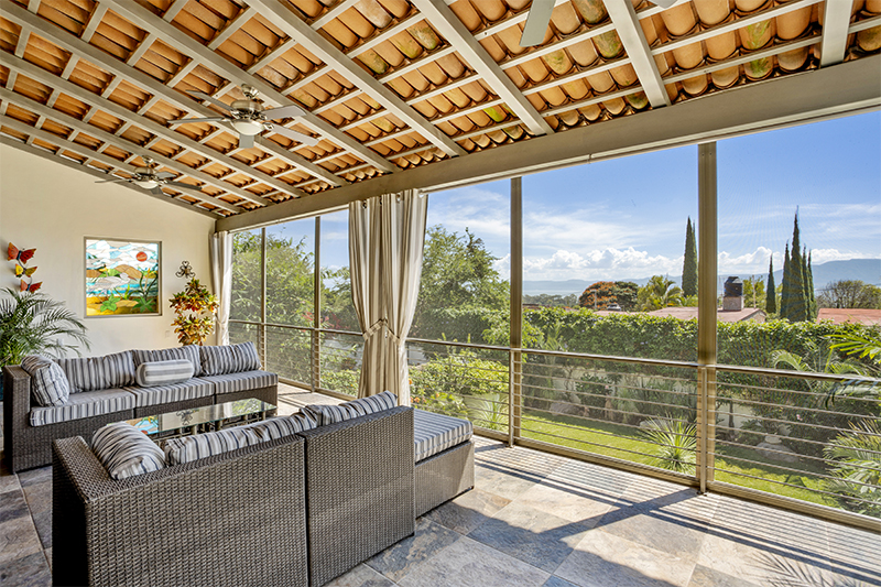 Home For Sale in Upper Ajijc