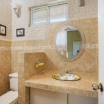 Home For Sale in Vista del Lago