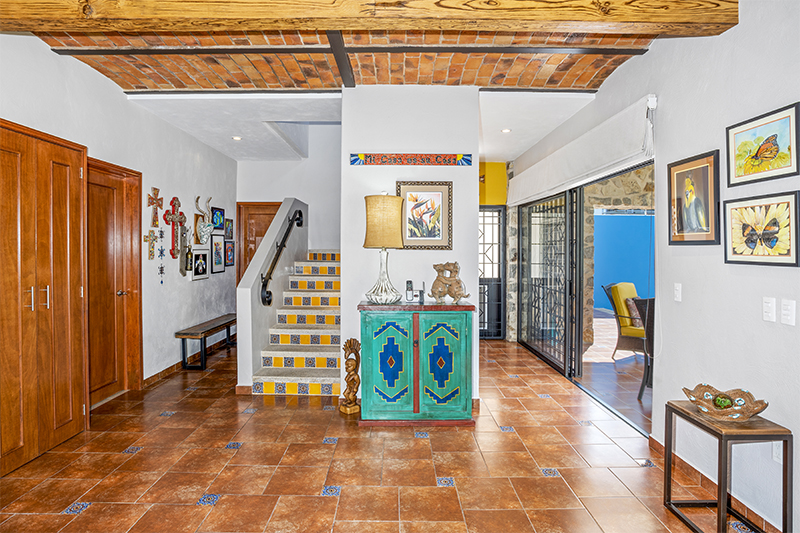 Home For Sale in San Juan Cosala