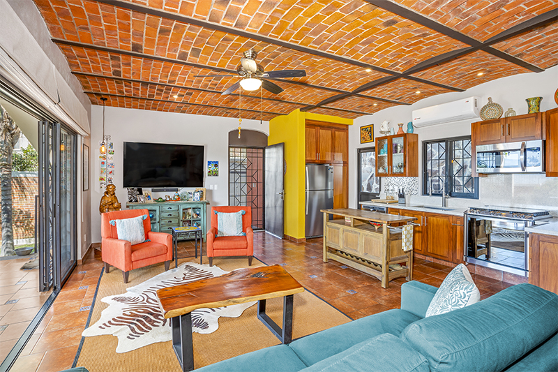 Home For Sale in San Juan Cosala
