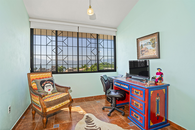 Home For Sale in San Juan Cosala