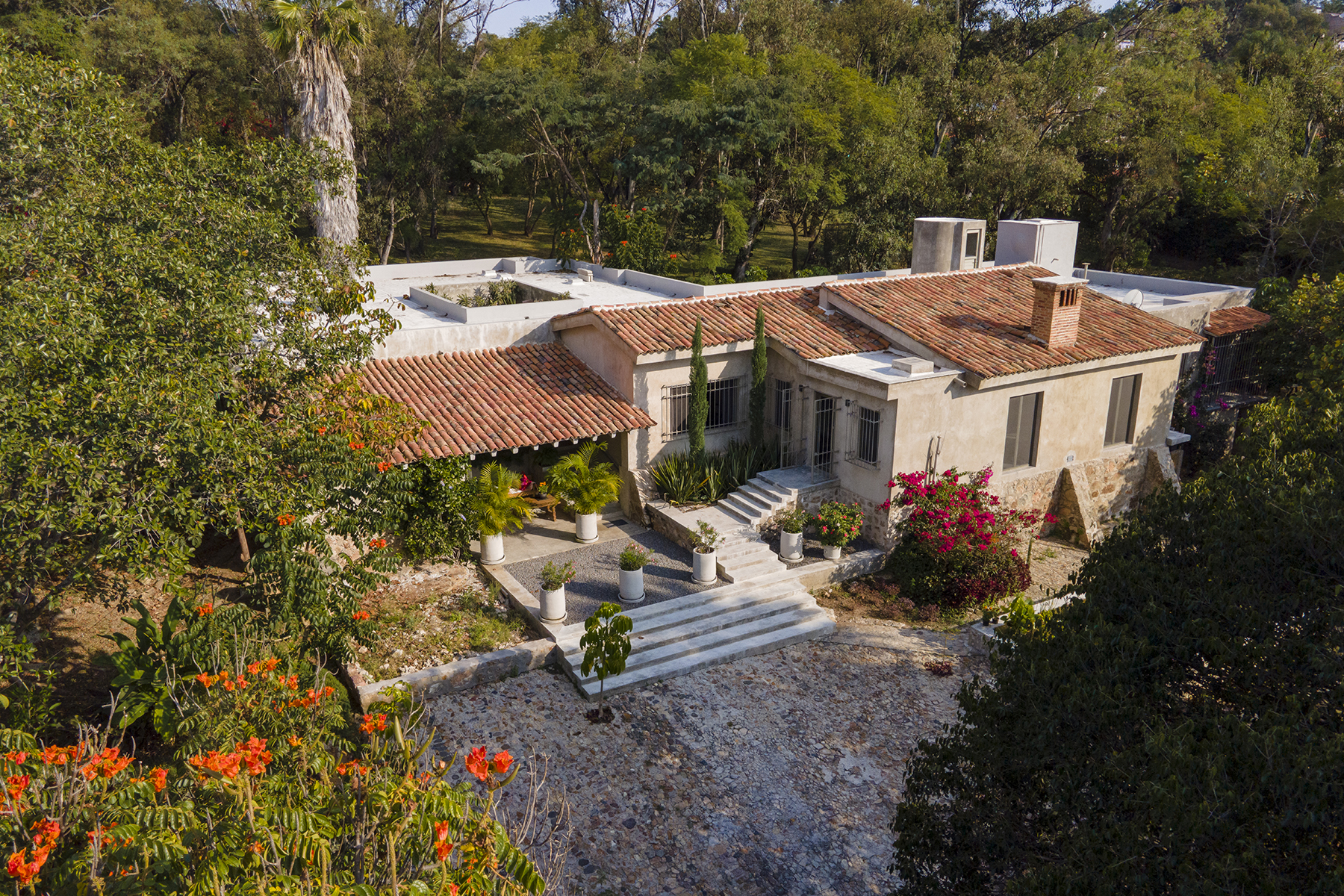 32860 Finca  - Home