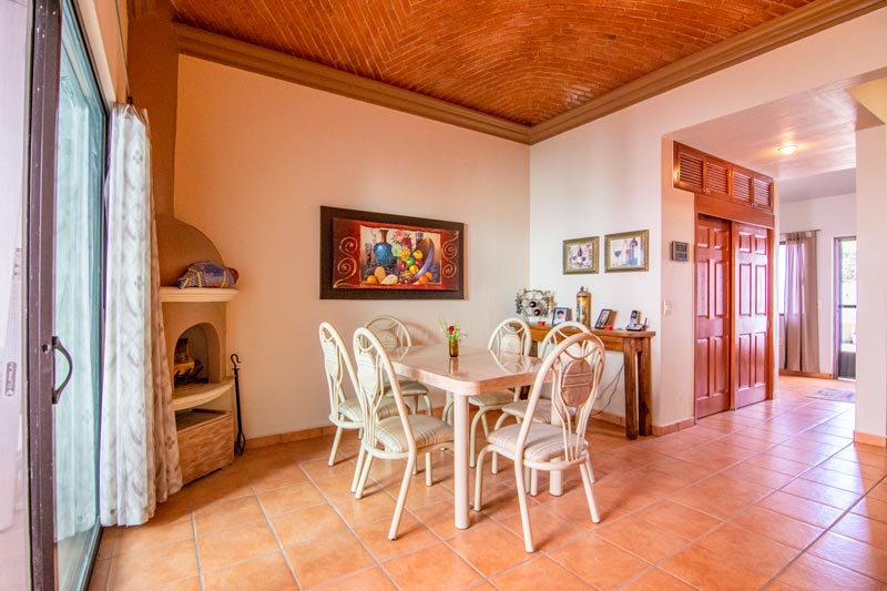 Home for Sale in Chapala