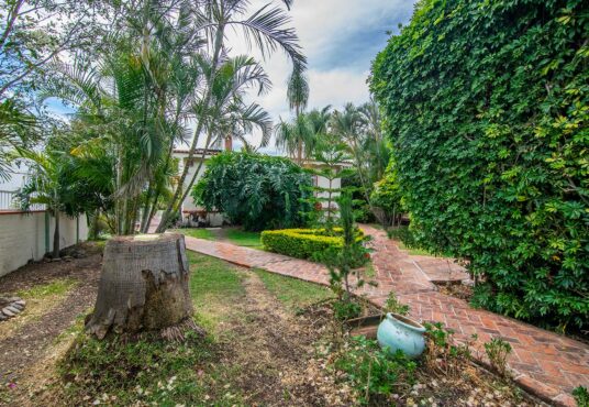 Home For Sale in Jocotepec